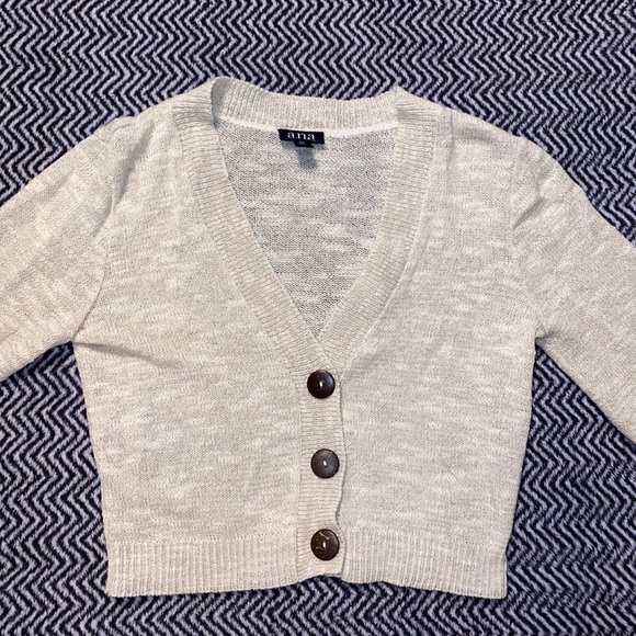 ana cardigan - Picture 2 of 3